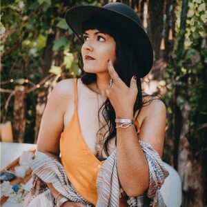 Meet your Posher, Barbara